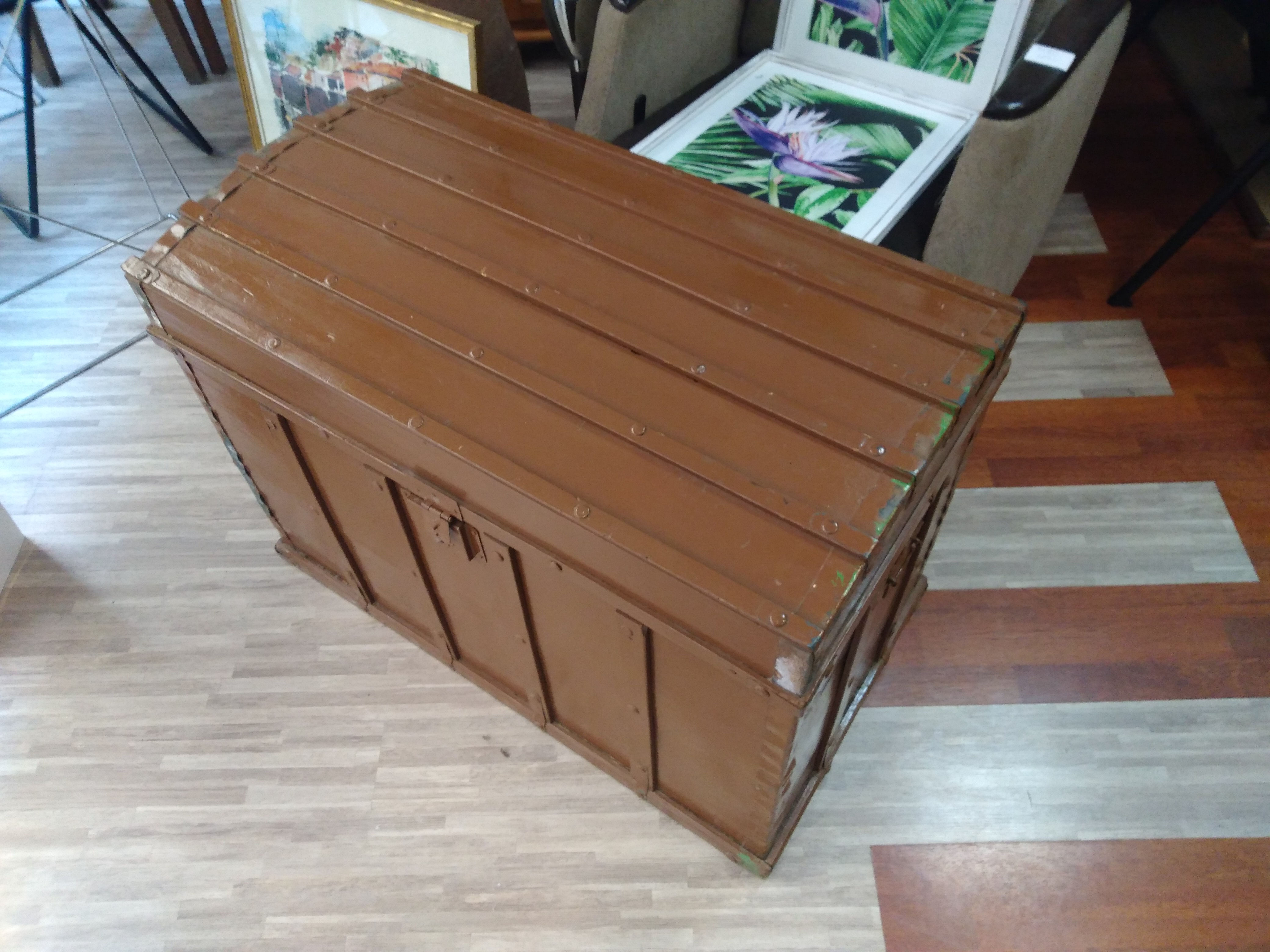 Cofre de Madera de Segunda Mano Pintado de Marrón