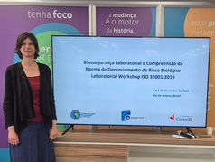 Investigadora del Centro Ciencia & Vida obtiene importante certificación en gestión de riesgos biológicos