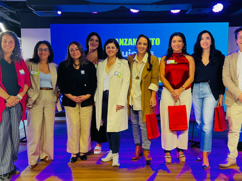 Programa Mujeres STEM impulsa liderazgo femenino en innovación científica y tecnológica