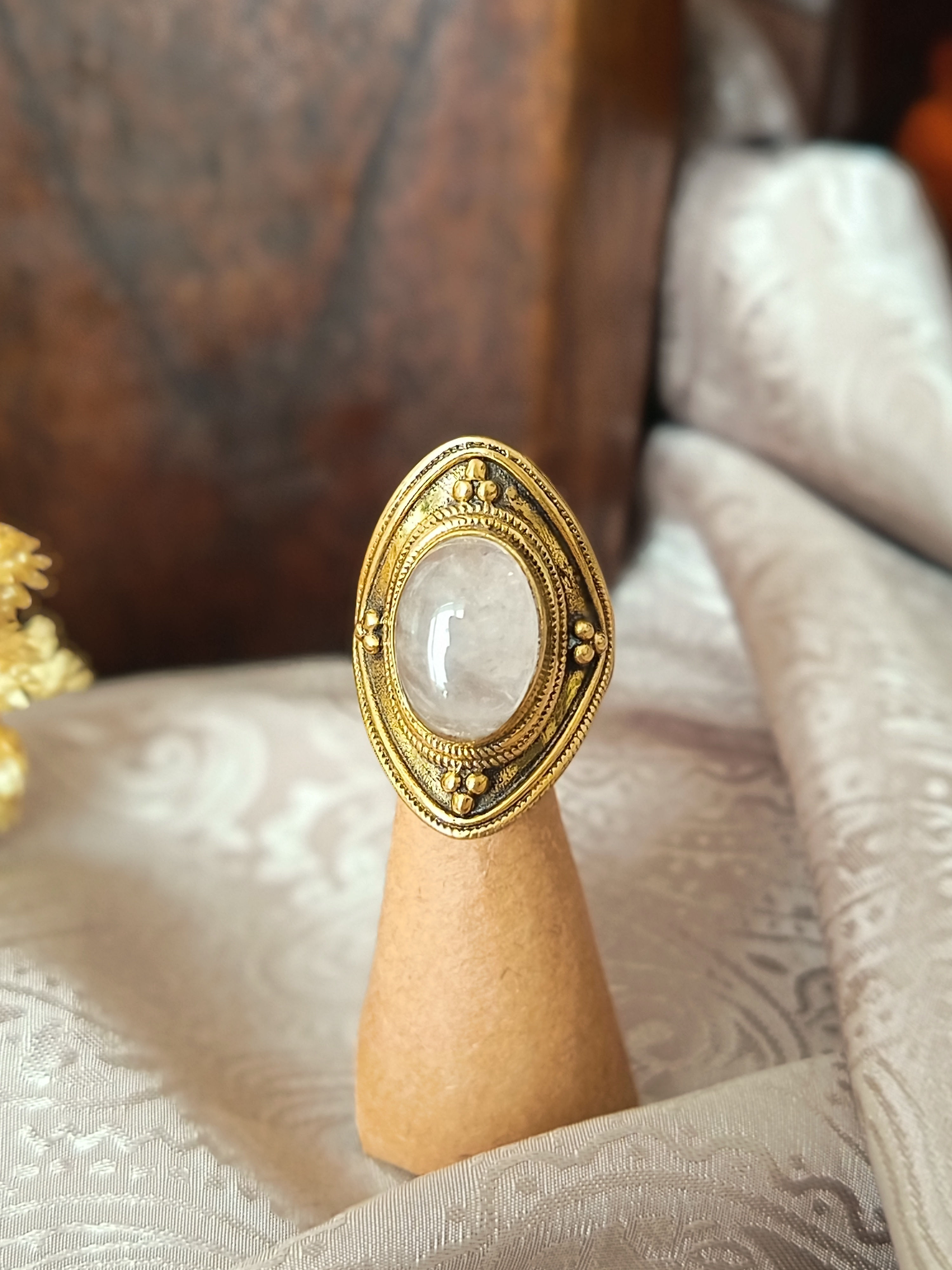 Grosse bague laiton patiné quartz Rose