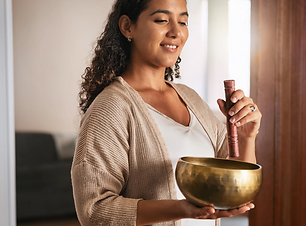 Using a Singing bowl in house cleansing