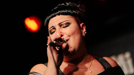 Ms.T LIVE Tina GOLL