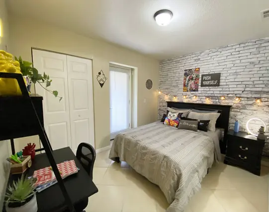 Fully Furnished Student Bedroom