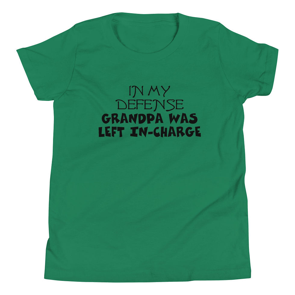 תמונה ממוזערת: Youth Short Sleeve T-Shirt - In My Defense Grandpa Was Left In-Charge