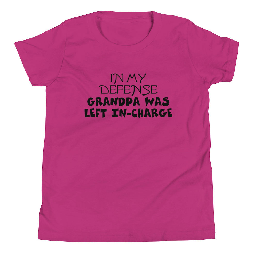 תמונה ממוזערת: Youth Short Sleeve T-Shirt - In My Defense Grandpa Was Left In-Charge