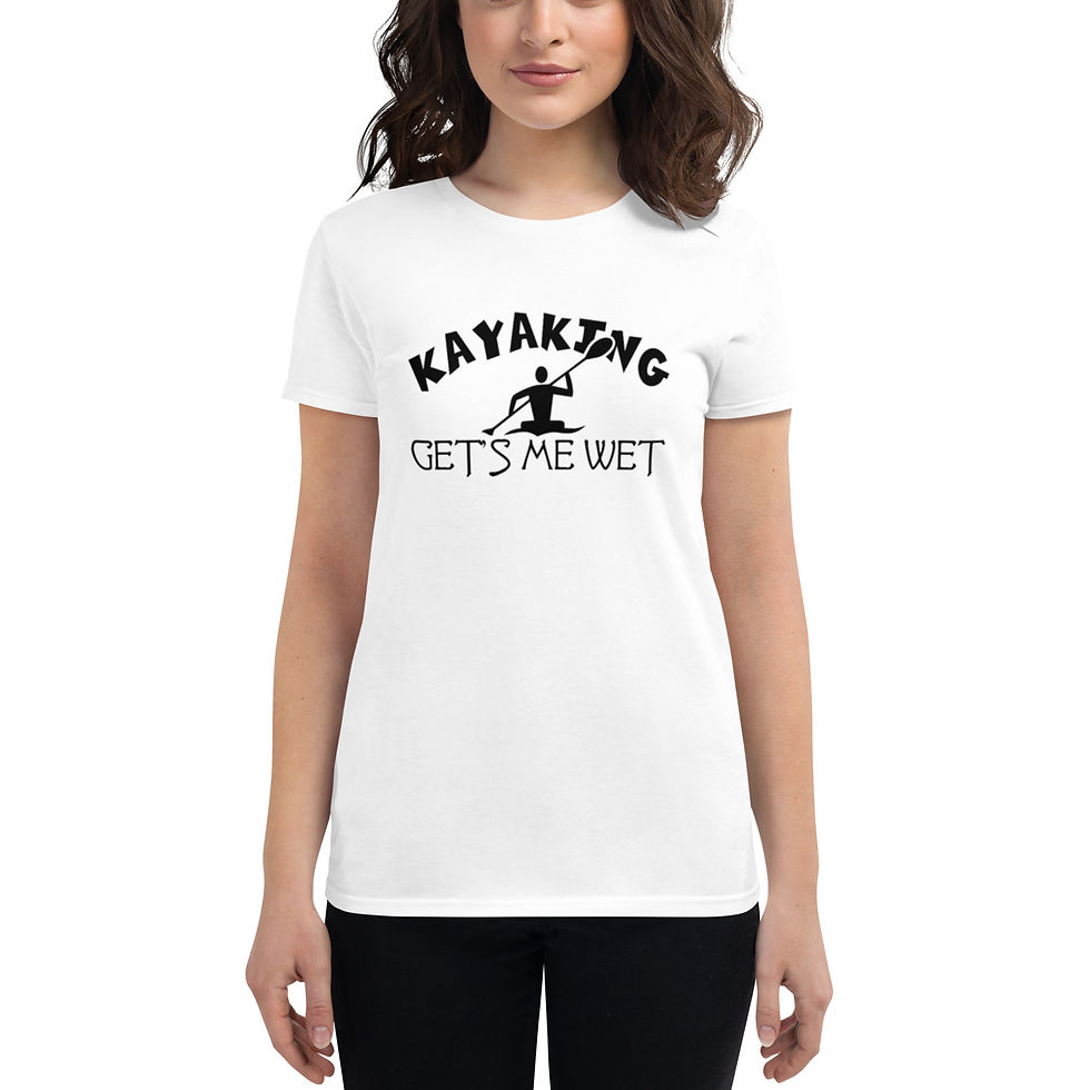 縮圖：Women's short sleeve t-shirt - Kayaking Get's Me Wet