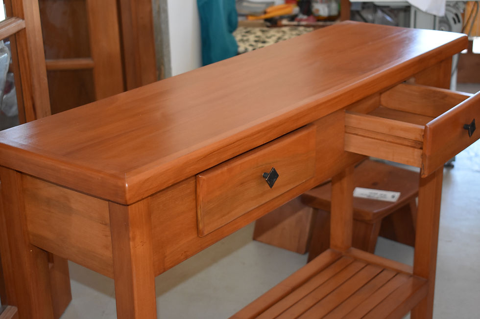 Miniatura: Mesa de arrimo con cajones
