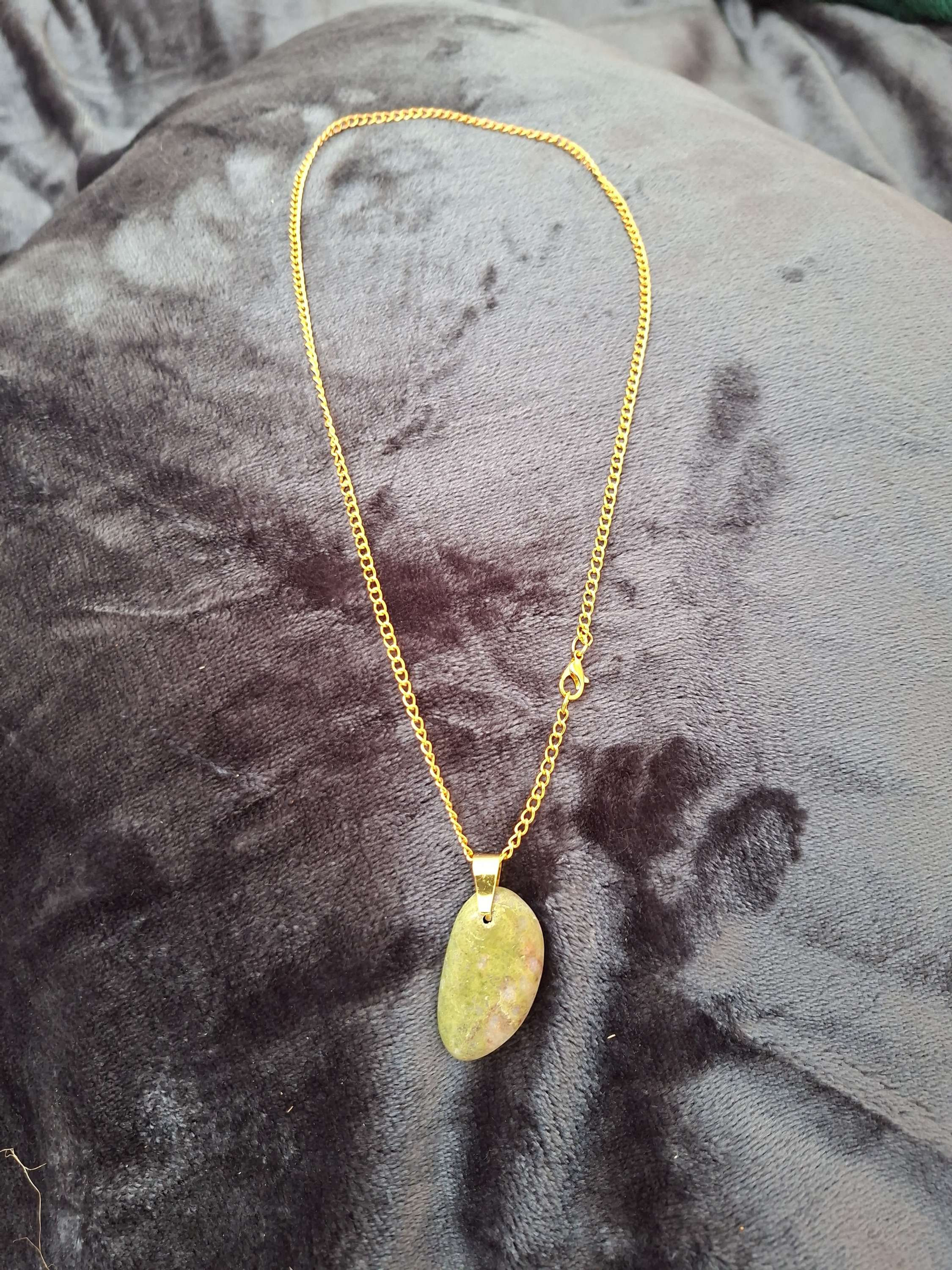 Green Healing Stone