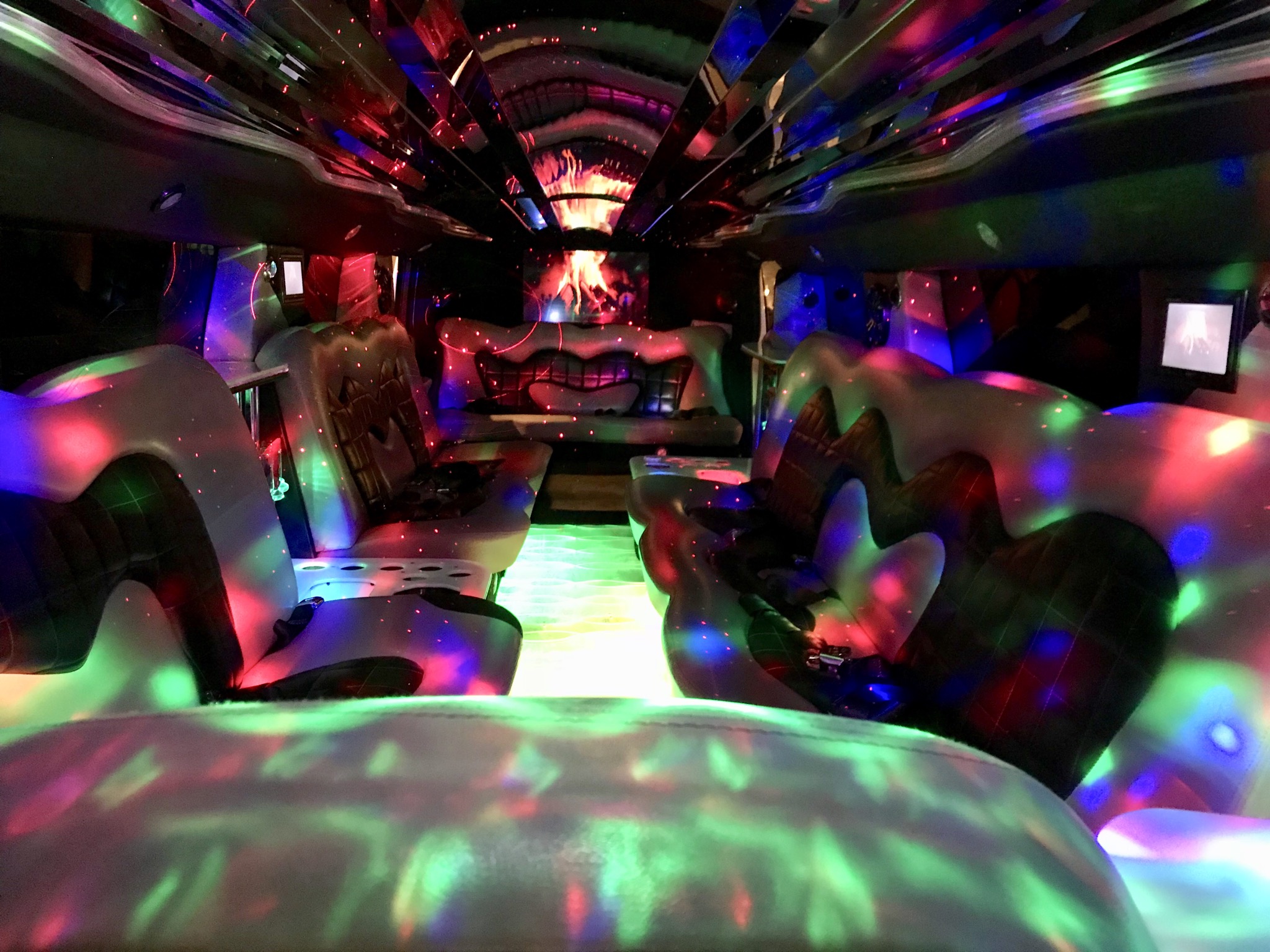 VIP Hummer H2 Stretchlimousine