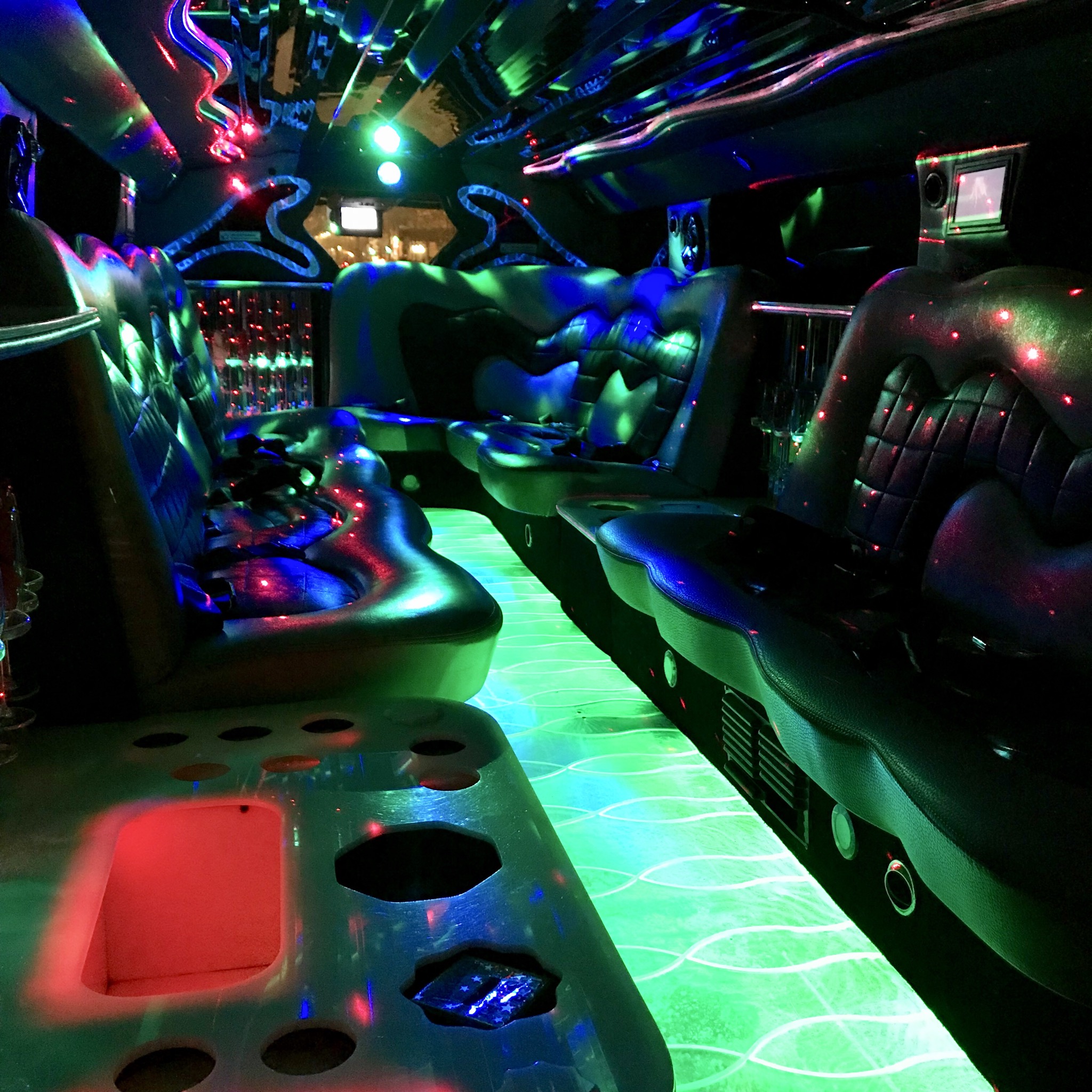 VIP Hummer H2 Stretchlimousine
