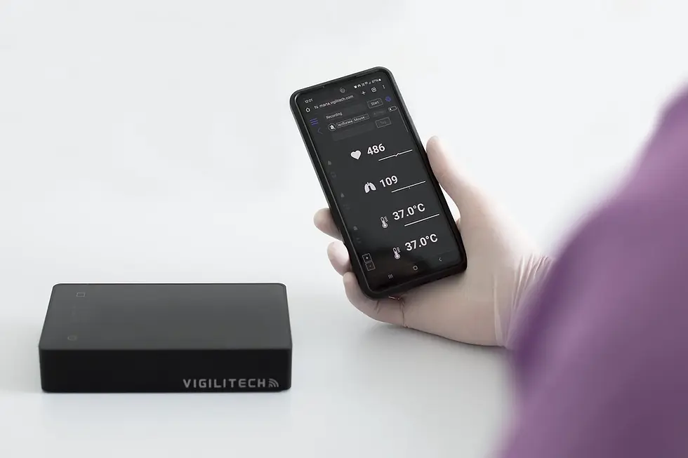 Researcher holding a smartphone with lab gloves, showing the MARTA App interface displaying animal vital signs.