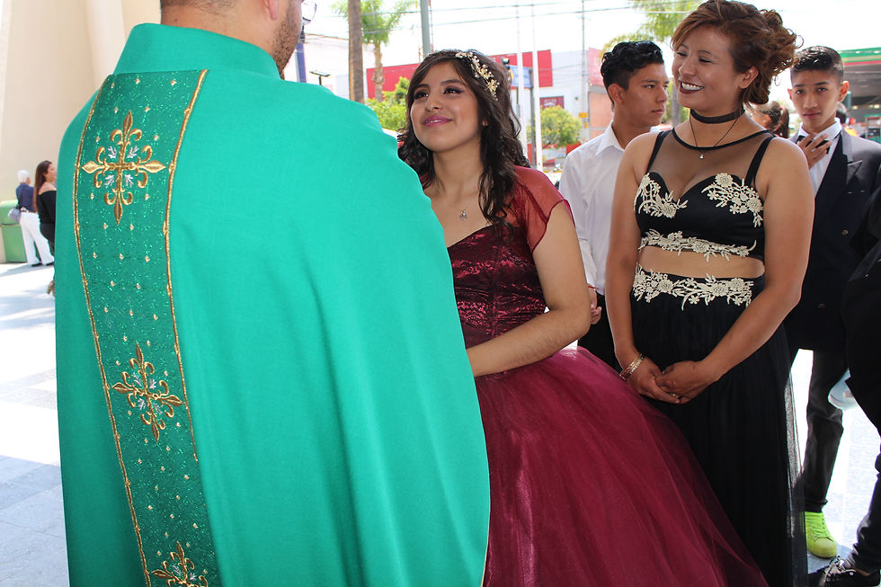 XV años Aisha Llamas