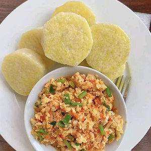 Boiled Yam with Egg stew(Chicken/Fish/gizzard,egg)