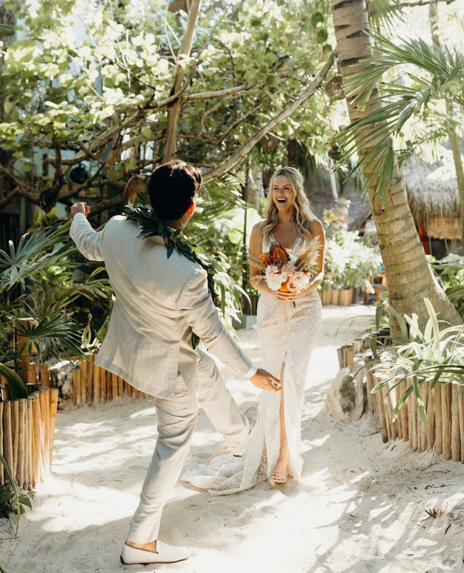 Small wedding venue benefits