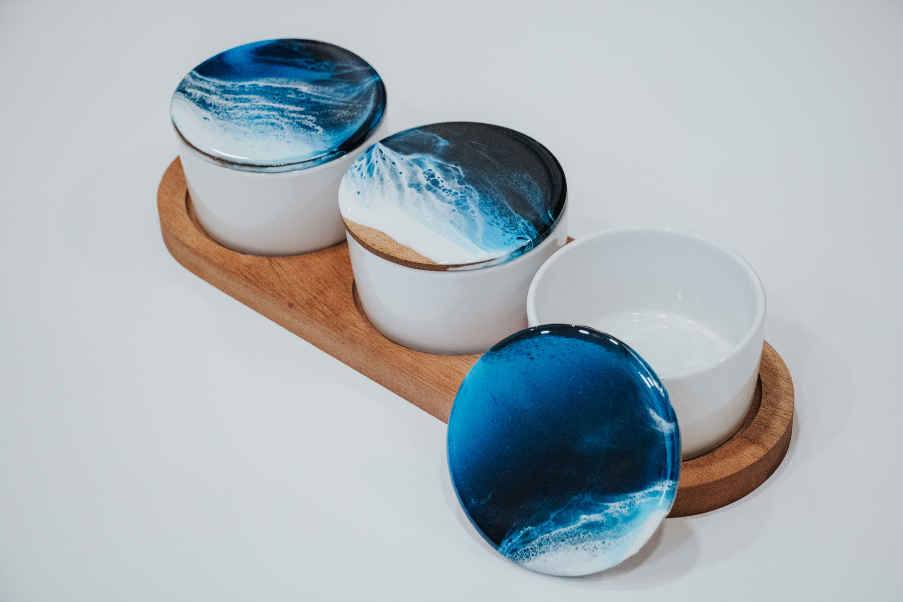 Ceramic Set on Acacia Wood Base