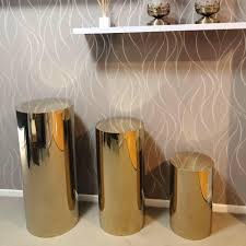 Thumbnail: Round Gold Plinth Set