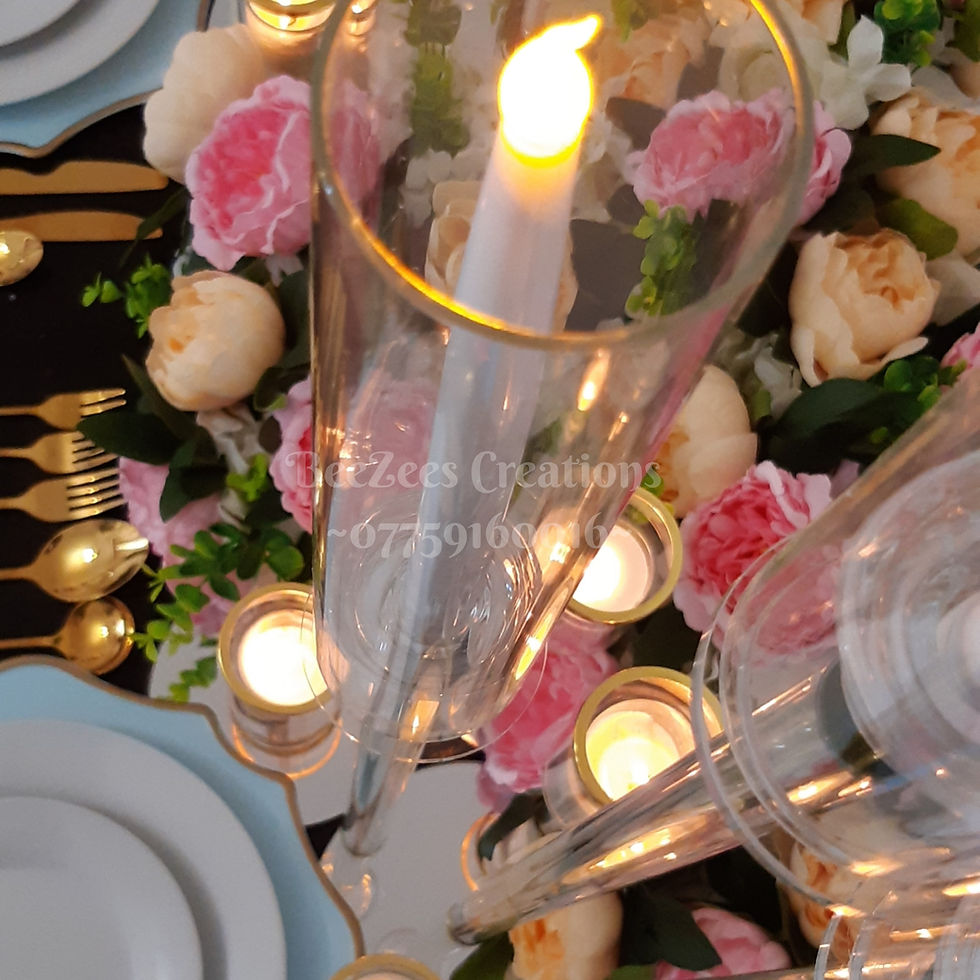 Thumbnail: Scallop Edge Charger Plate