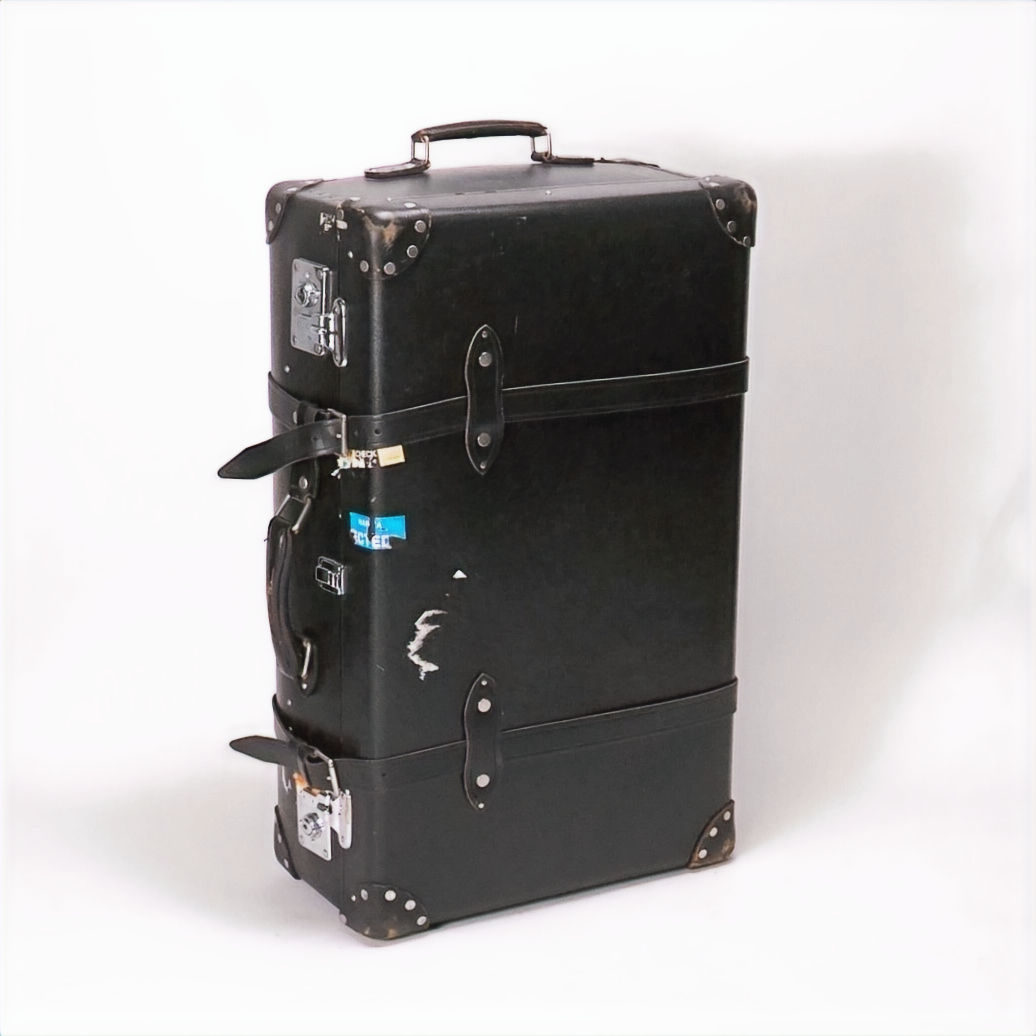 1596　グローブトロッタースーツケース　ブラック