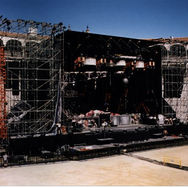Montaje escenario ACDC ventas