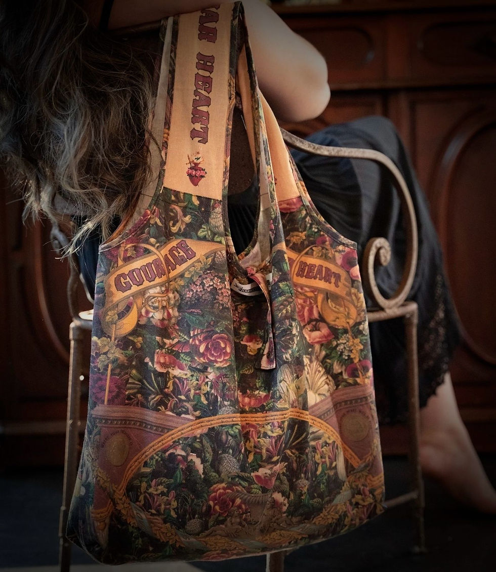 Miniature : Sac Market of Stars — Courage, Dear Heart