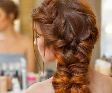chignon tresse wavy.png