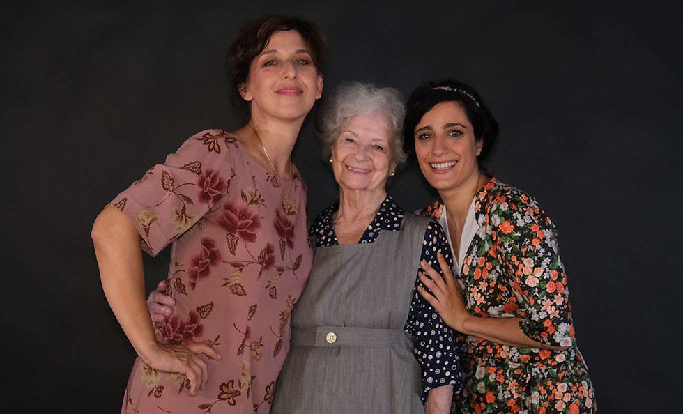 Ariella Reggio, Marzia Postogna ed Enza De Rose protagoniste di Baruffe