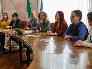 Fotografia dello spettacolo Le Burle di un malato Burlone, andrà in scena al Teatro Bobbio de La Contrada Teatro Stabile di Trieste