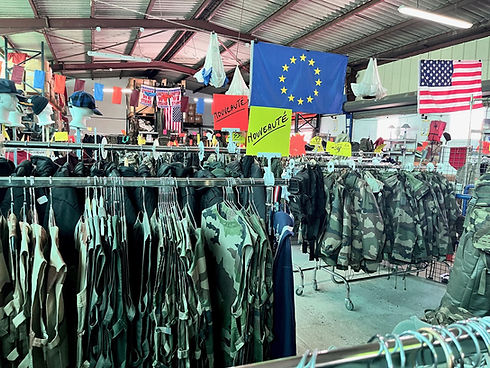 magasin US Kaki surplus militaire Perpignan.jpg