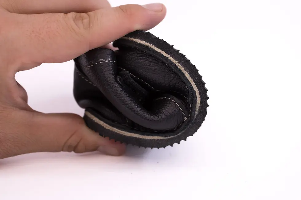 Miniatură: Ghete Barefoot Smiley Negru