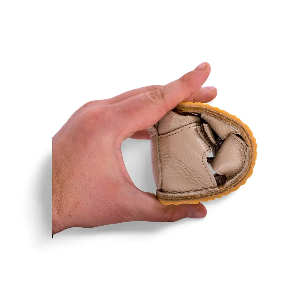 Miniatură: Sandale Barefoot pentru Primii Pași – Piele Naturală Bej cu Stele