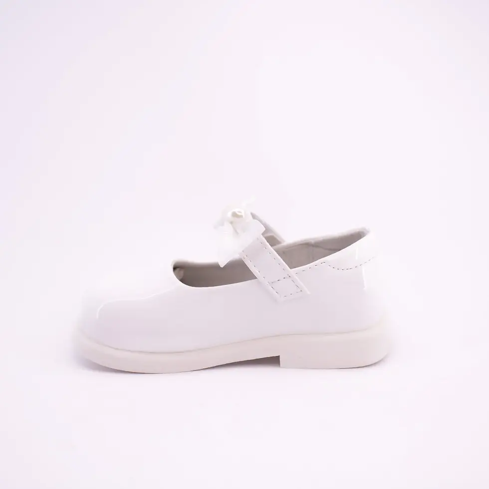 Thumbnail: White Shoes HeartsSteps-A