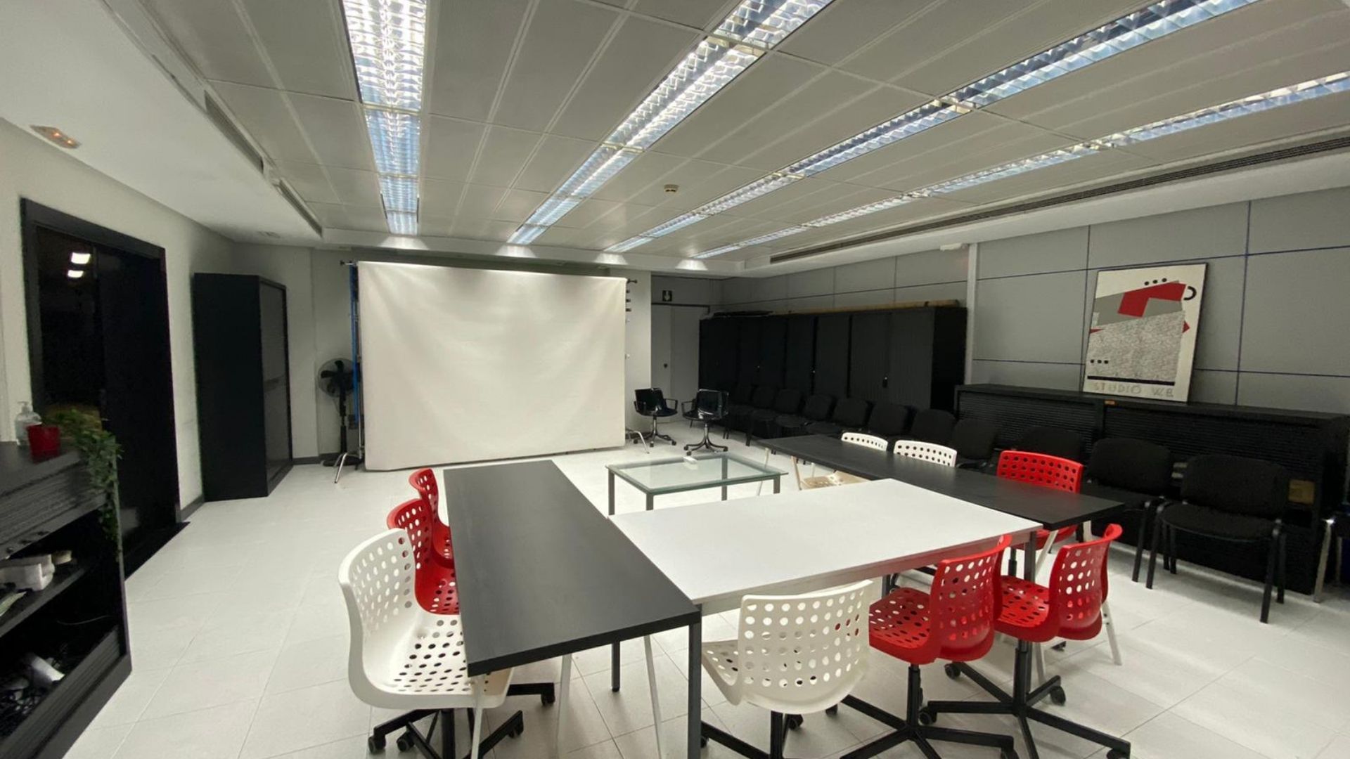Encuentra tu espacio de trabajo ideal en Inngenio Coworking, el mejor coworking en Valencia