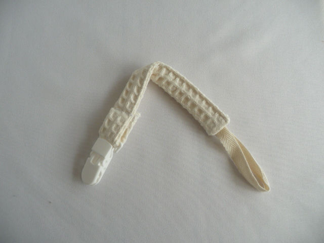 Thumbnail: Speenkoord van ecru wafelstof met een witte clip