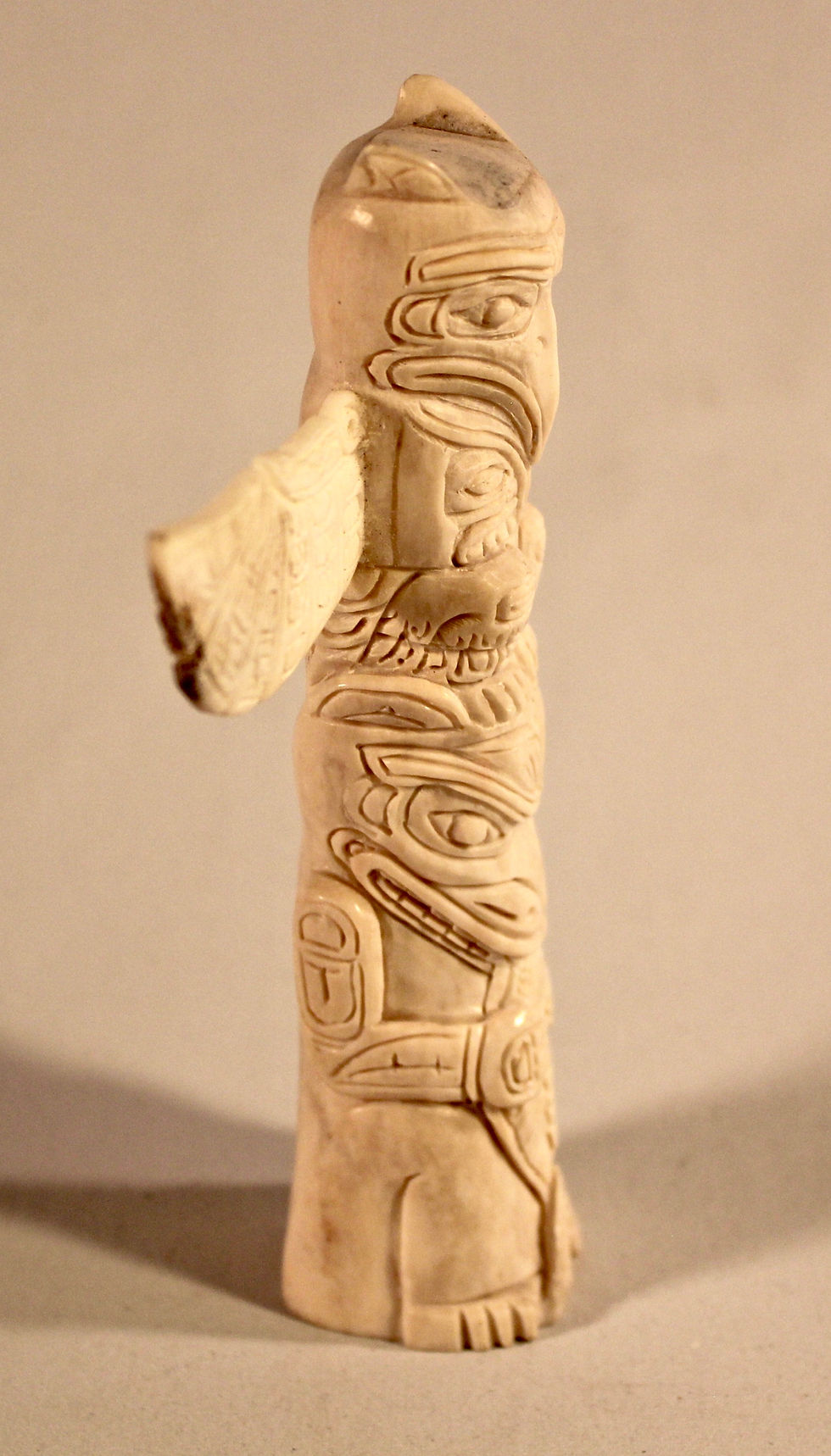 Thumbnail: Totem - Bone Carving