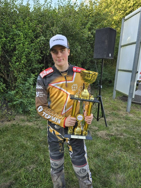 Norick Blödorn krönt sich zum neuen Deutschen Speedwaymeister. Foto: Norick-Blödorn-News
