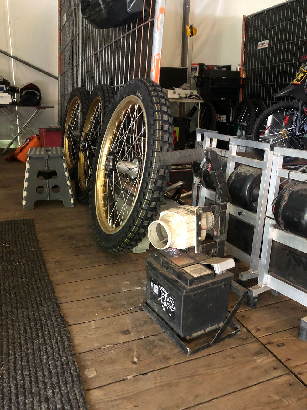 Die Langbahn-WM zeigt 2026 ein wunderliches Gesicht. Foto: Heike Kleene