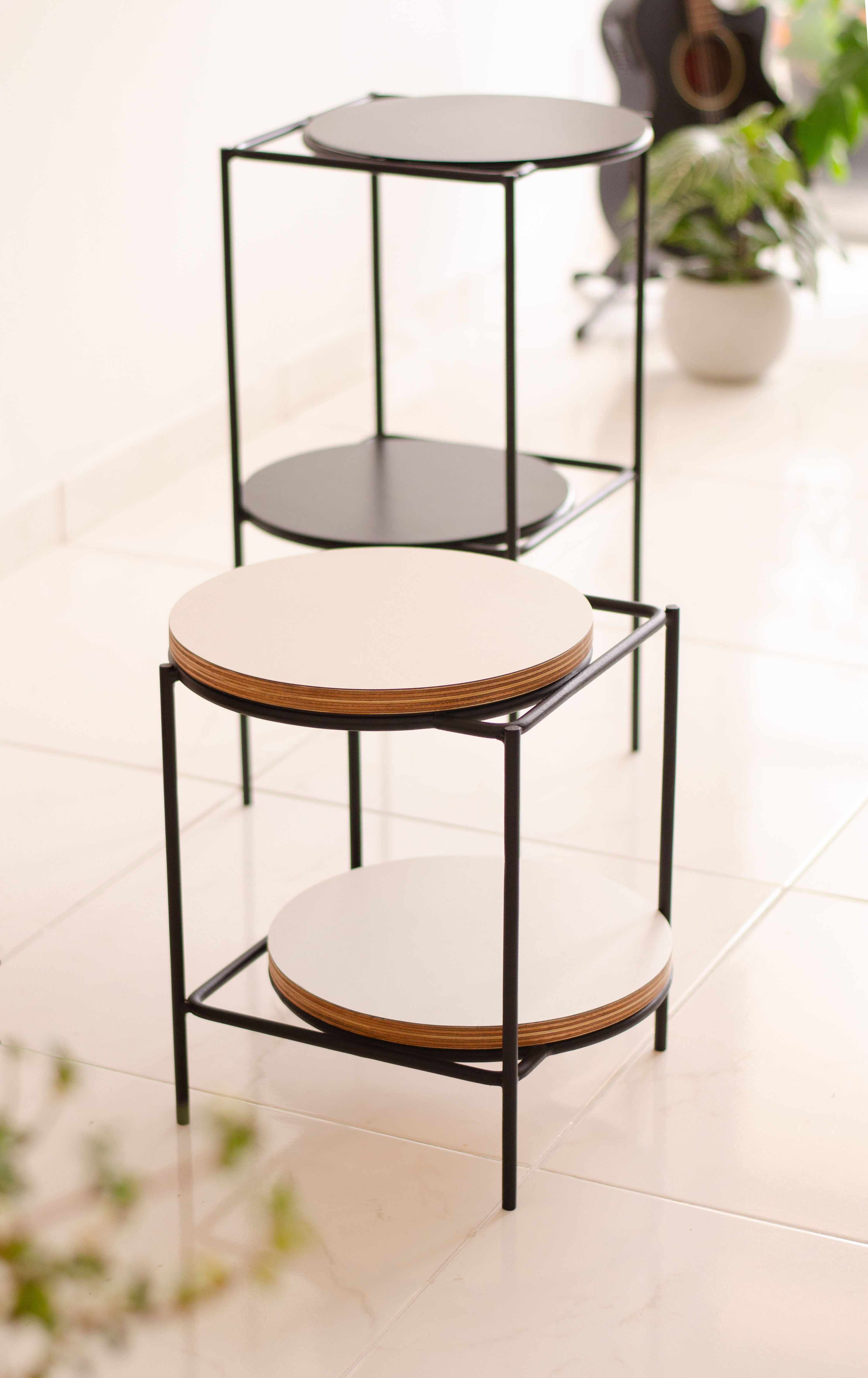 banquinho soli tampo em fórmica branca