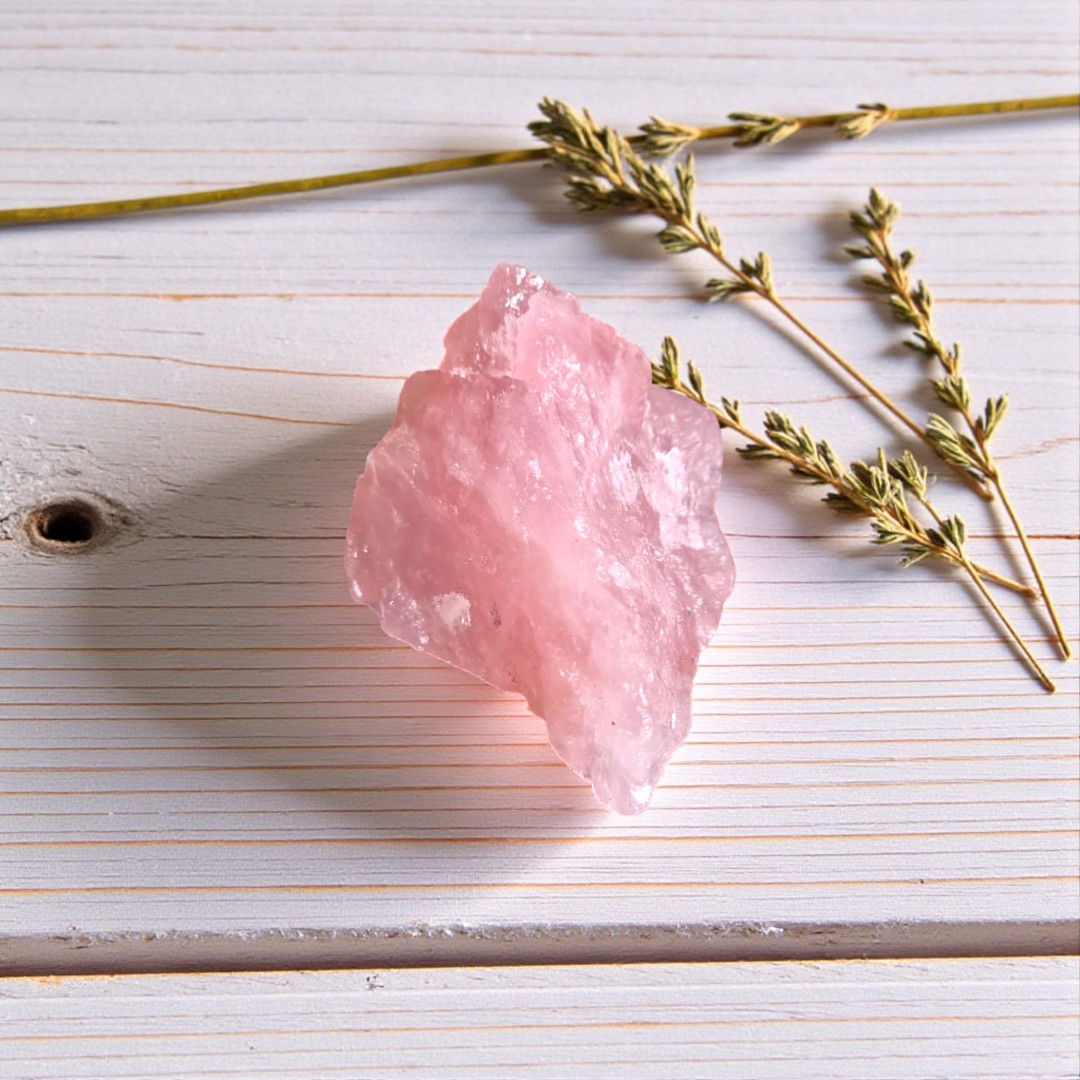 QUARTZO ROSA BRUTO - 200 a 250 g