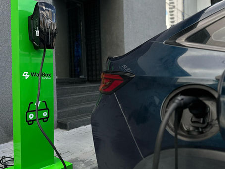Carros elétricos impulsionam corrida dos condomínios por infraestrutura de recarga
