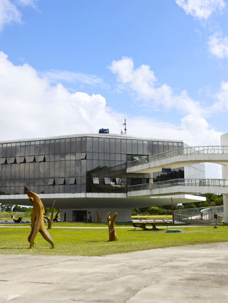 Estação Cabo Branco reúne 20 obras de artistas renomados em acervo permanente