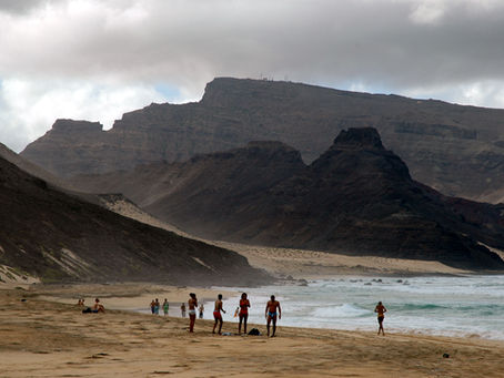 Destinos em evidência: Curaçao e Cabo Verde registram crescimento nas buscas de brasileiros, aponta Booking.com