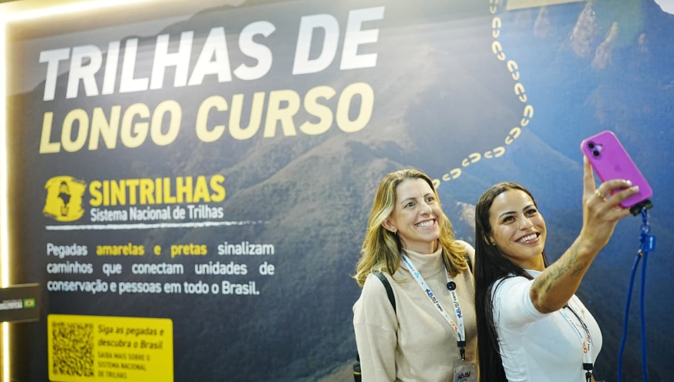 Ministério do Turismo promove trilhas de longo curso na ABAV Expo