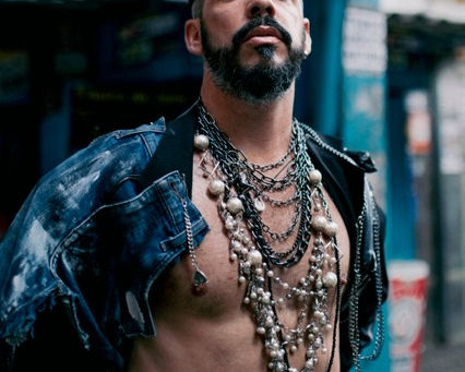 Almério apresenta o show “Nesse Exato Momento” no Projeto Seis e Meia, dia 7 de agosto, em João Pessoa
