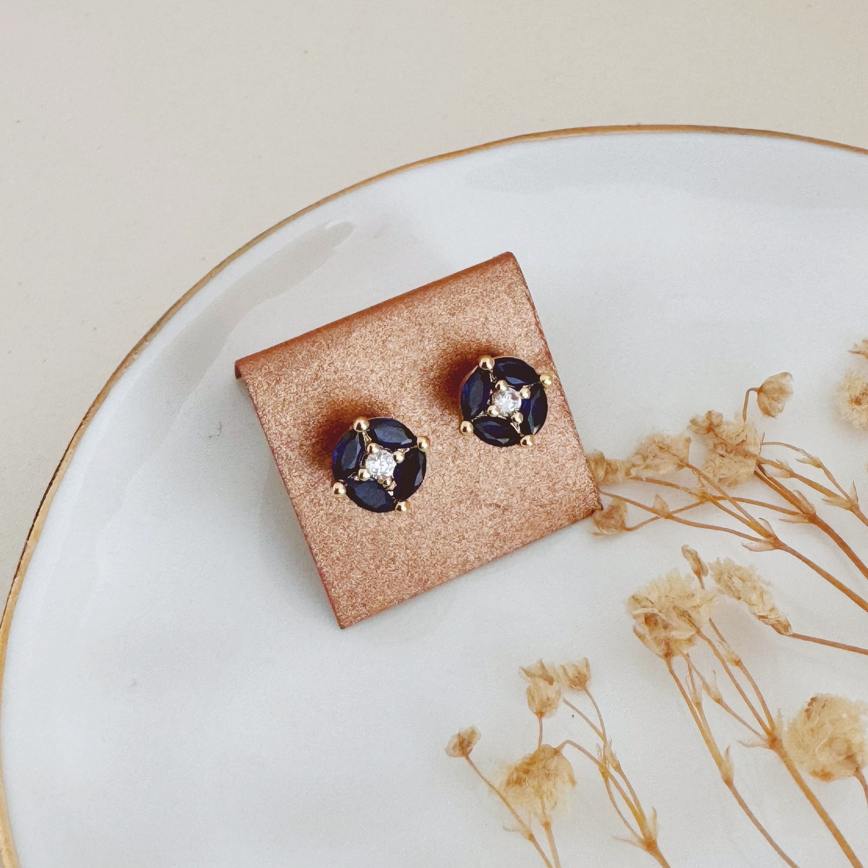 Topos oro laminado 18k. Inara oro laminado. Oro Aurux.. Candongas de moda