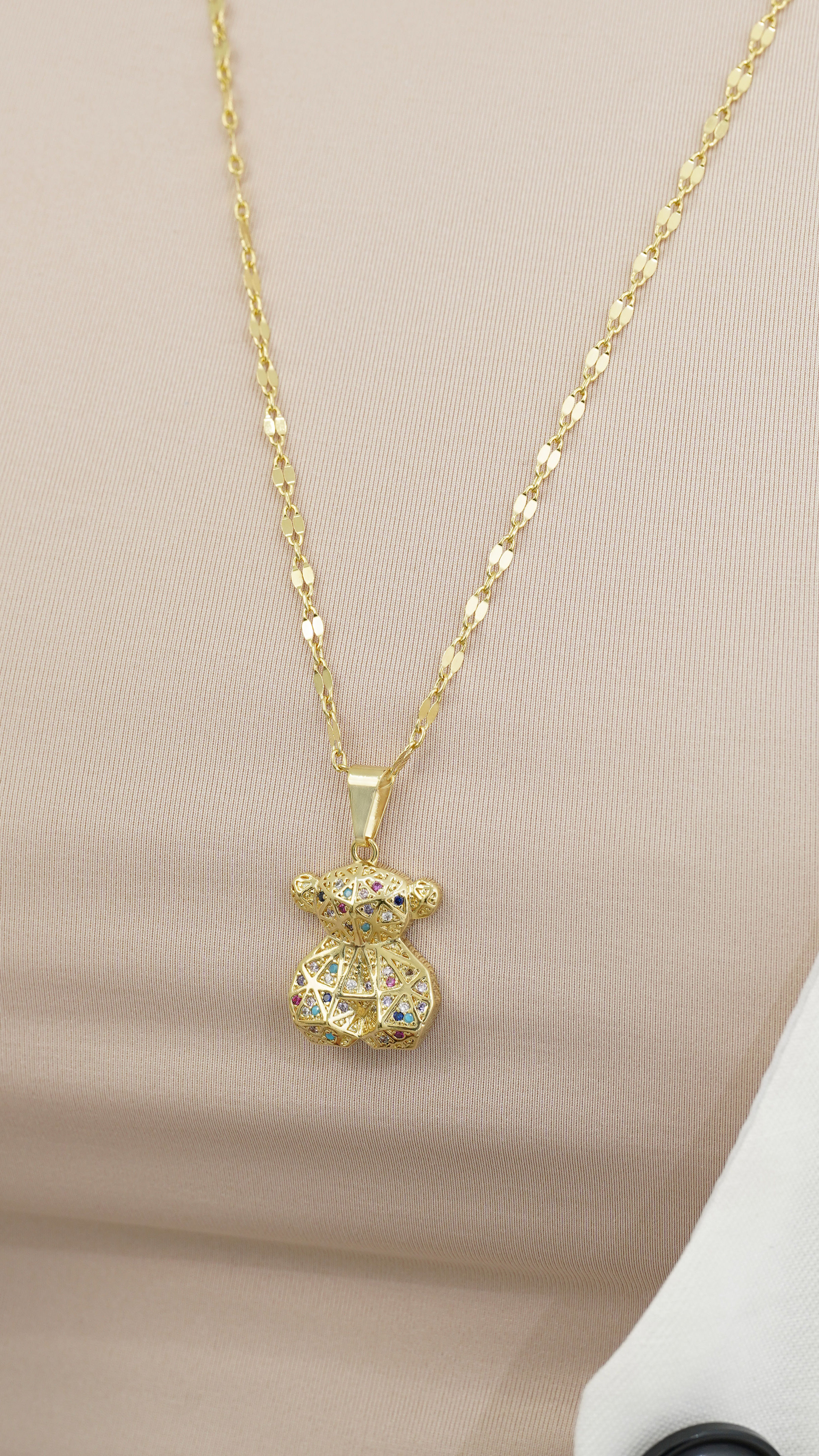 Cadenas de oro laminado. Aurux oro. Joyería cali. Inara oro laminado