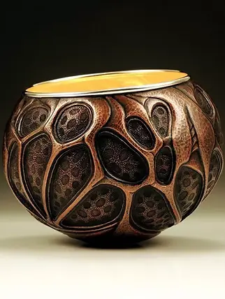 luminousrelic1573.webp