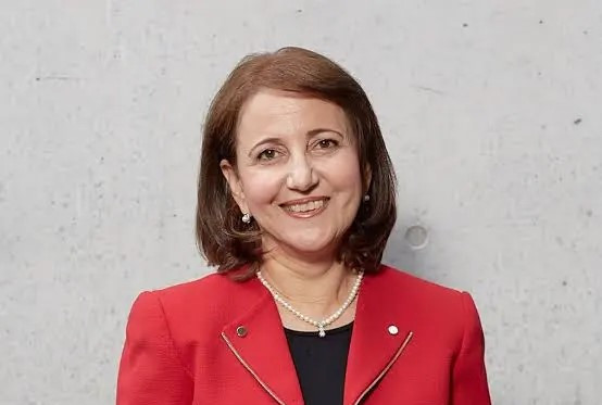 Fariba Dehghani.jpg