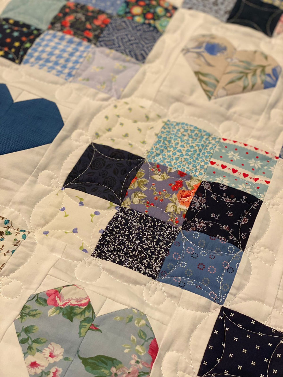 Miniatura: Colcha Patchwork Coração Azul Moldurinha