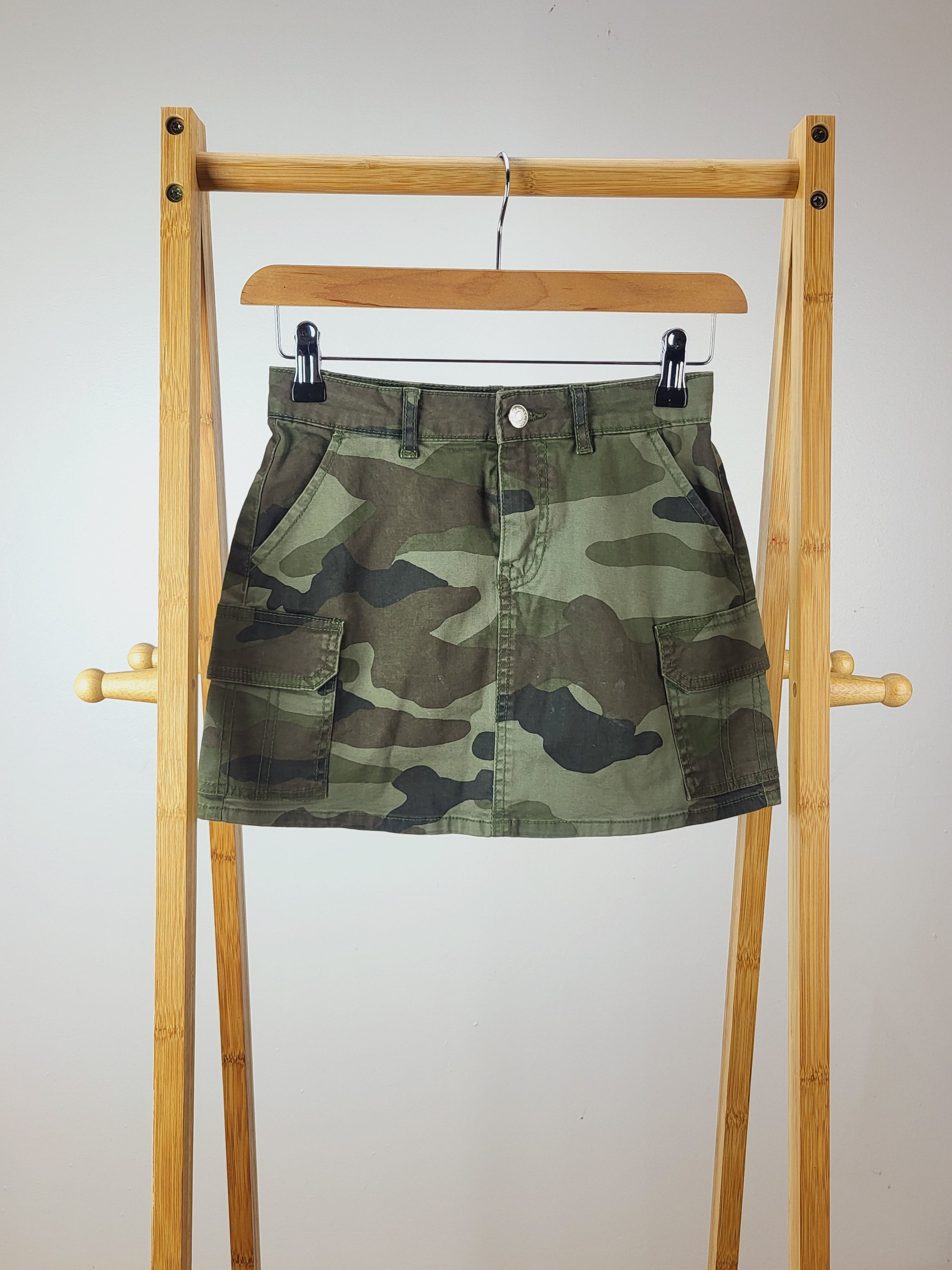 Denim Co camouflage skirt 8-9 years