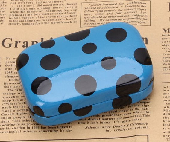 Polka Dot Contact Lens Travel Kit